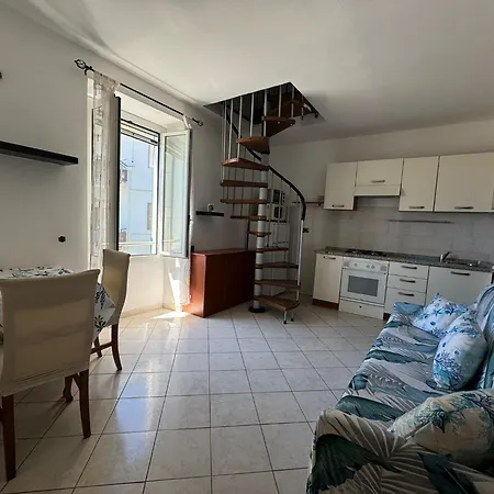 La Mansarda Di Pia Apartment