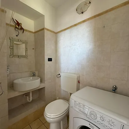 La Mansarda Di Pia Apartmán Imperia